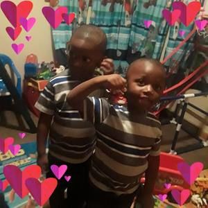 Meet your Posher, Rena